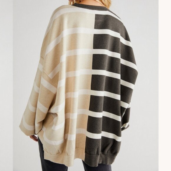 Free People Uptown Oversized Gray & Cream Striped Pullover Sweatshirt EUC Small - Picture 12 of 12